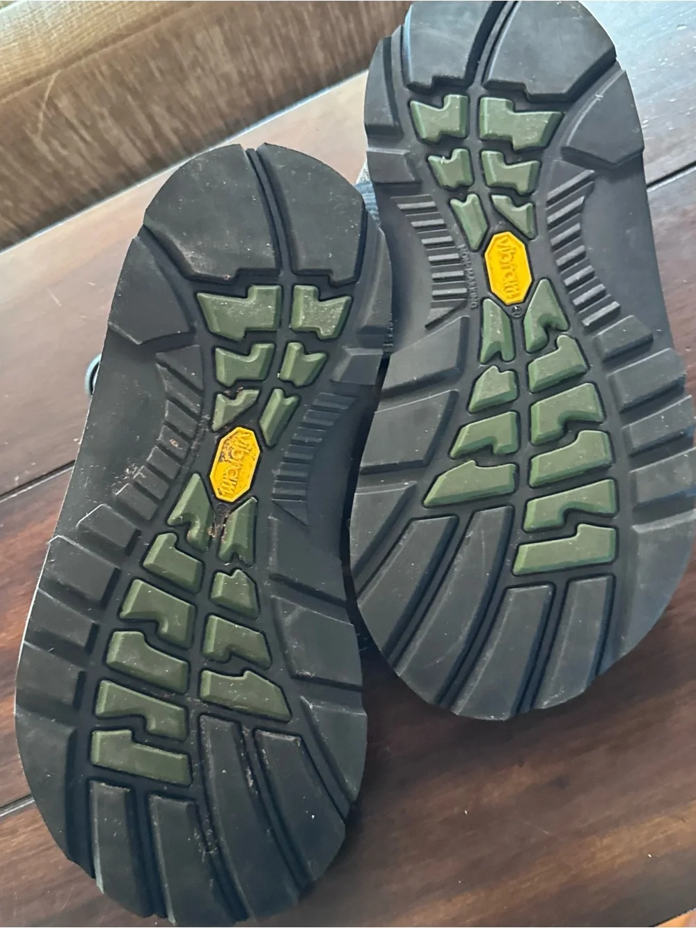 Chaco Men's Black Sandals with Olive Green Straps men’s size 8